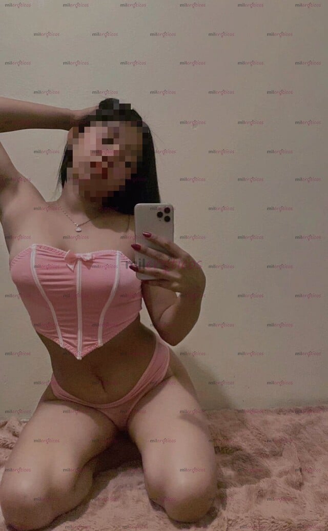 FOTOS DE CHICA VIP , MODELO DELGADA NALGONCITA Y BONITA 18 AÑOS