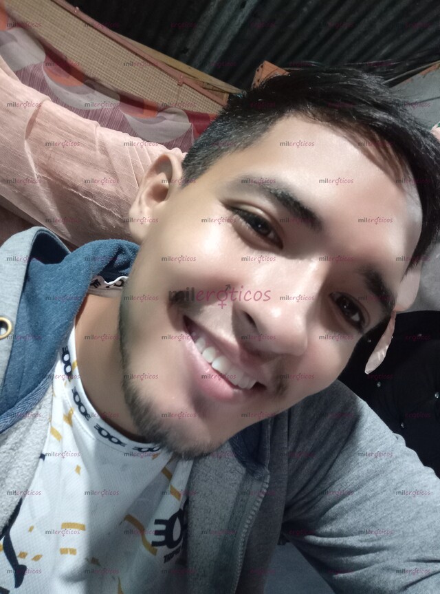 FOTOS DE JOVEN CALIENTE DISPUESTO A COMPLACERTE DE LAS MEJORES MANERAS POSIBLES 3103022