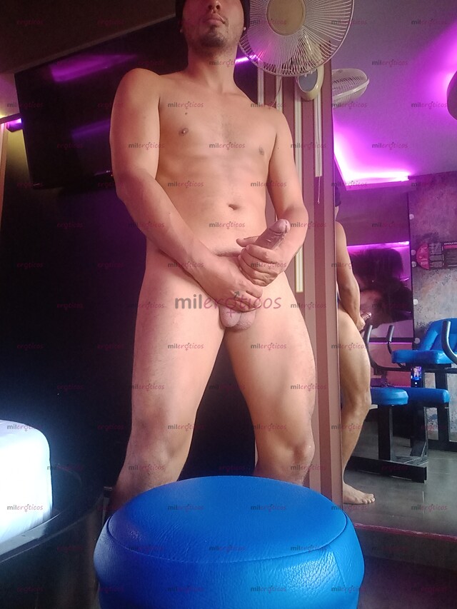 FOTOS DE MACHO SANTANDEREANO 100% ACTIVO Y DISPONIBLE PARA TI