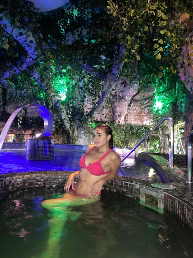 FOTOS DE ESCORT BELLÍSIMA DE 22 AÑOS CURVAS RICAS Y BELLAS, SOY MUY DISCRETA