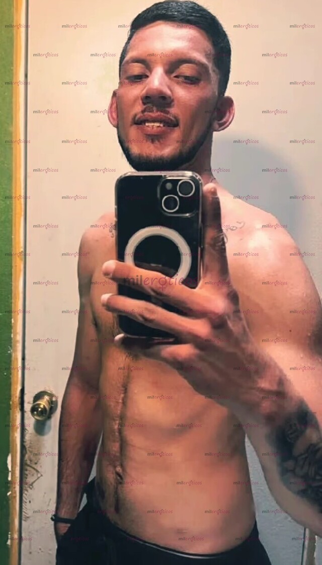 FOTOS DE $1600 ,JOVEN DE 26 AÑOS,ALTO Y DELGADO 1.90CM,BIEN PARECIDO ,VERGON