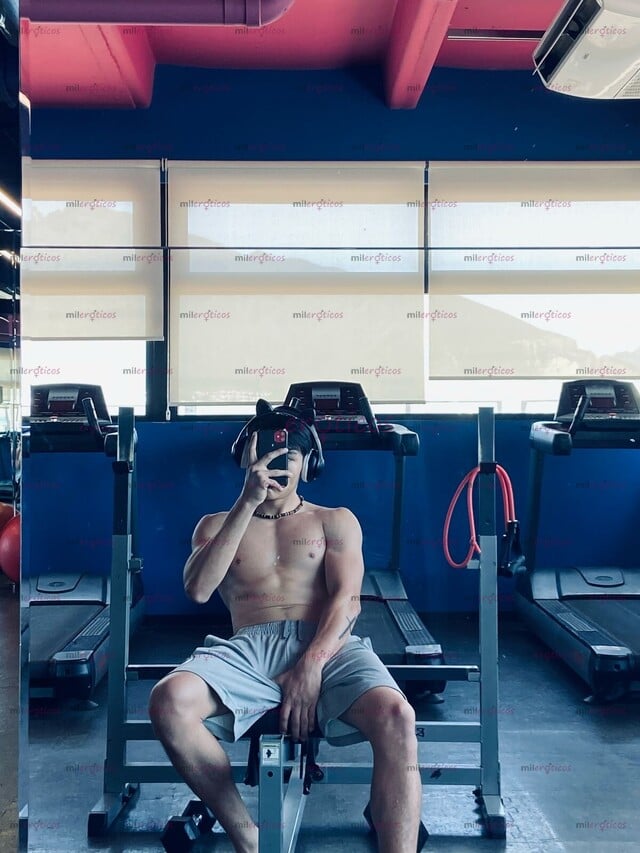 FOTOS DE JOVEN FIT ACTIVO Y COMPLACIENTE, 20CMS PARA TU PLACER