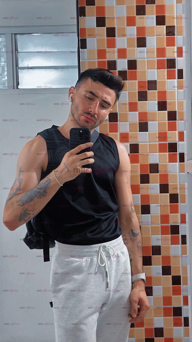 FOTOS DE JOSH, INTER 19 CM DOMINANTE Y COMPLACIENTE CONTACTA