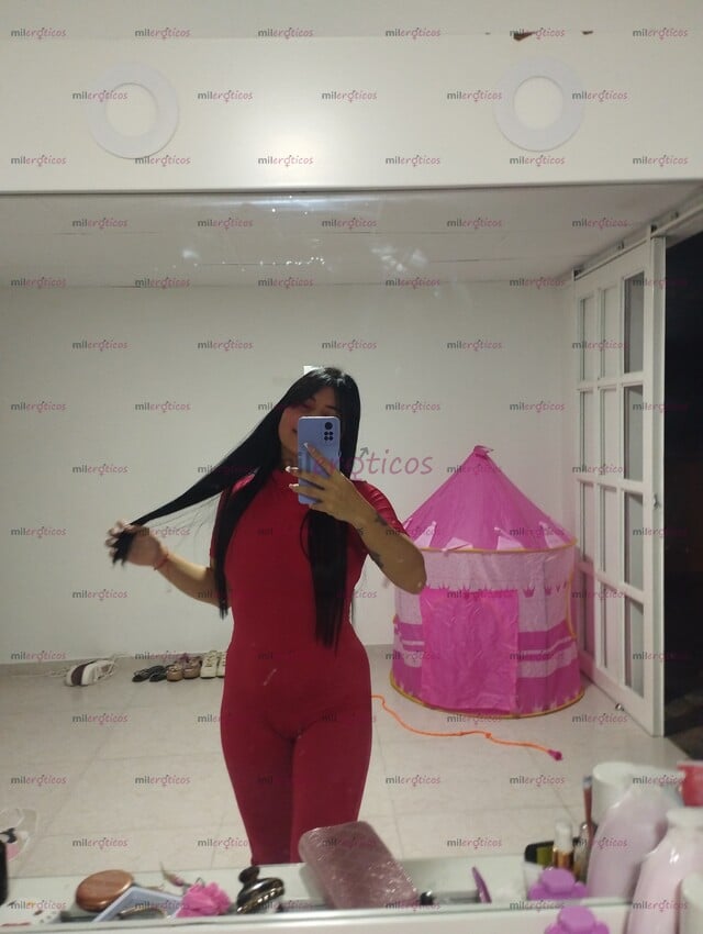 FOTOS DE SOY LUU UNA NENA MUY COMPLACIENTE SOY DELICADA DE PIEL SUAVE SOY CARIÑOSA
