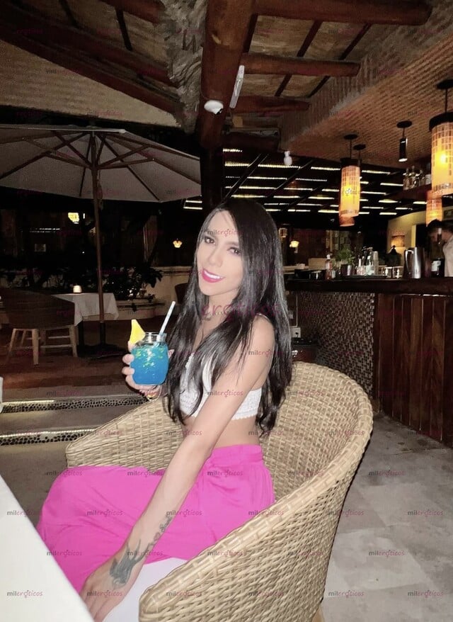 FOTOS DE HERMOSA NIÑA TRANS, ELEGANCIA Y DISCRECIÓN PARA HOMBRES DE BUEN GUSTO