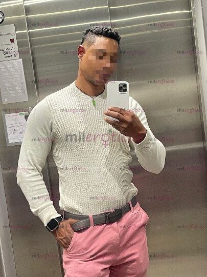 FOTOS DE LLÁMAME Y DISFRUTA DE UN DELICIOSO MASAJE CON NEGRO VERGON 21 CM