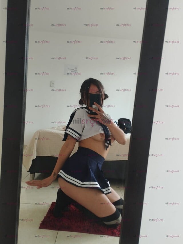 FOTOS DE HERMOSA FLAQUITA DE 22 AÑOS TODA UNA NINFÓMANA EN LA CAMA DE NUEVO EN BOGOTÁ