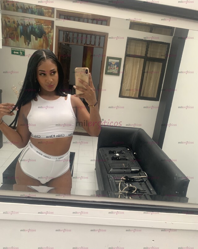 FOTOS DE HERMOSA PREPAGO CALEÑA ARDIENTE FUL ARDIENTE