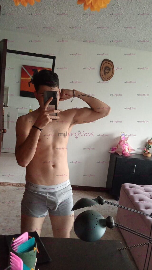 FOTOS DE SOY DE MENTE ABIERTA QUE ESTA DISPUESTO A CUMPLIR TUS FETICHES Y FANTASÍAS