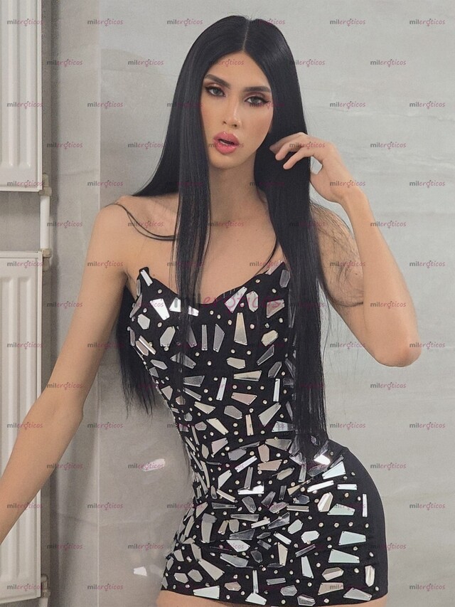 FOTOS DE HERMOSA TRANS FIESTERA VERSATIL VERGONA LECHERA Y CULONA SUPER COMPLACIENTE.