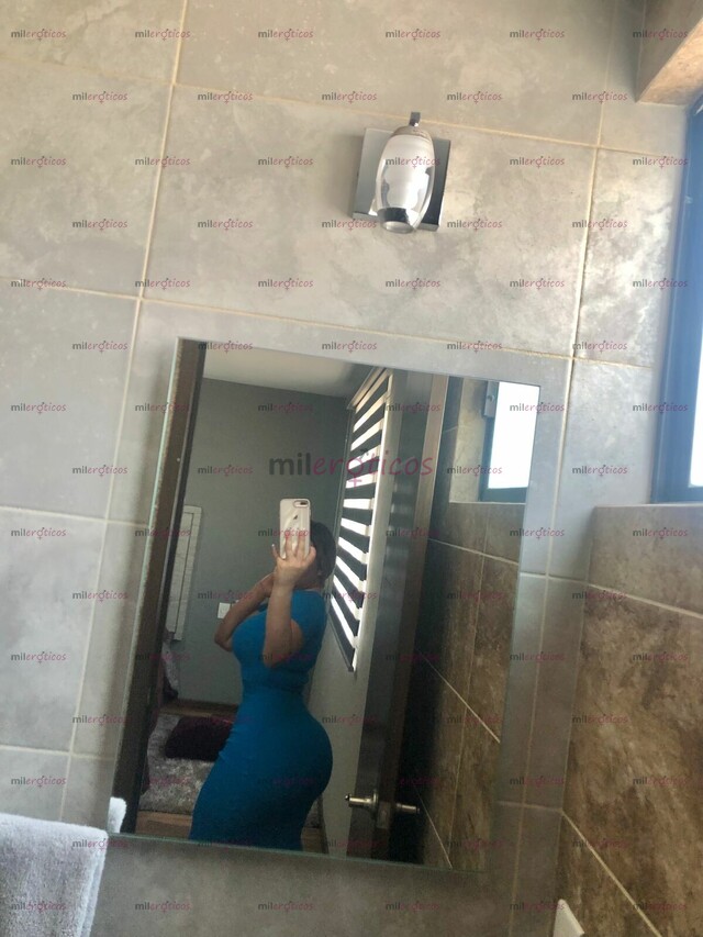 FOTOS DE HERMOSA JOVEN PETTI ESTRECHA CULO GRANDE Y DIVERTIDA