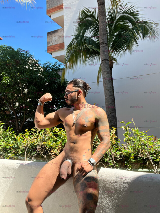 FOTOS DE MACHO VERGON TATUADO CALIENTE EN VALLARTA COMPLACIENTE PARA TI