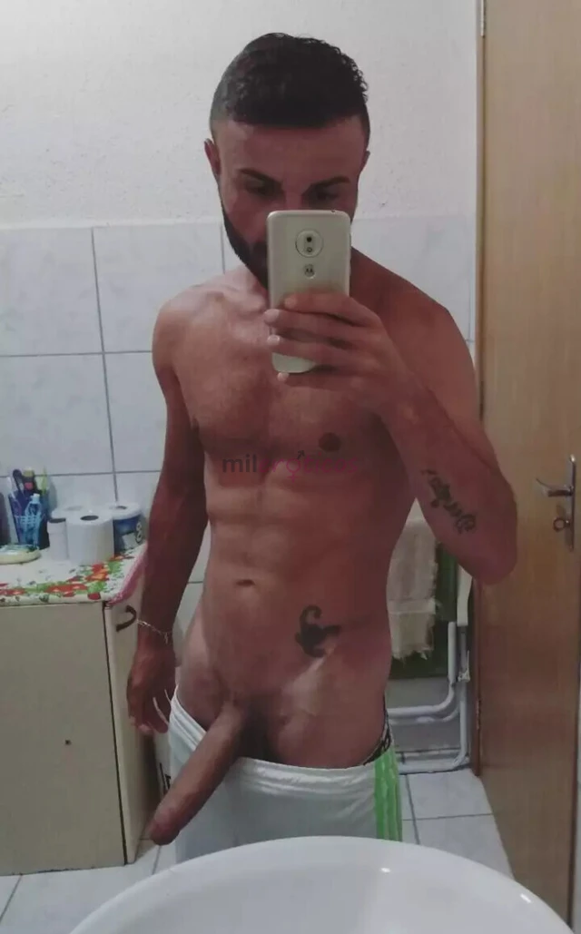 Atendo a todos os publicostenho 23 cm gosada fartatenho carro para me deslocar caso precisecobro deslocamento na horapg e pago so na horatambem possuo...