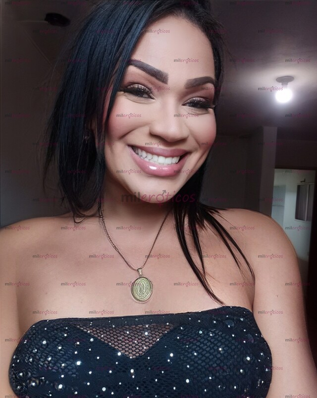 FOTOS DE CLASE Y PORTE, PERFECTO FÍSICO SÚPER FEMENINO ADORO LA LENCERÍA