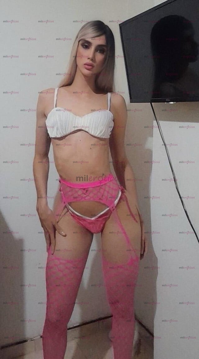 FOTOS DE CATALINA TRANS VERSATIL ACTIVA VERGONA PASIVA CULONA SUPER COMPLACIENTE.