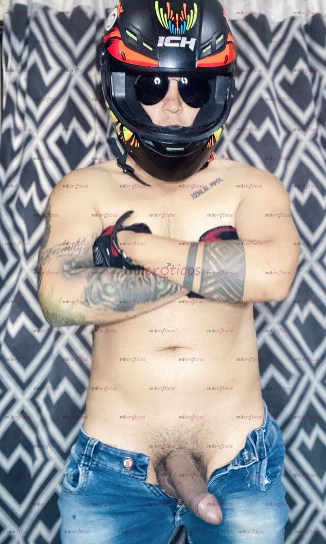 FOTOS DE JOVEN MOTORIZADO EN BOGOTÁ CALIENTE PARA SATISFACER A TU MUJER