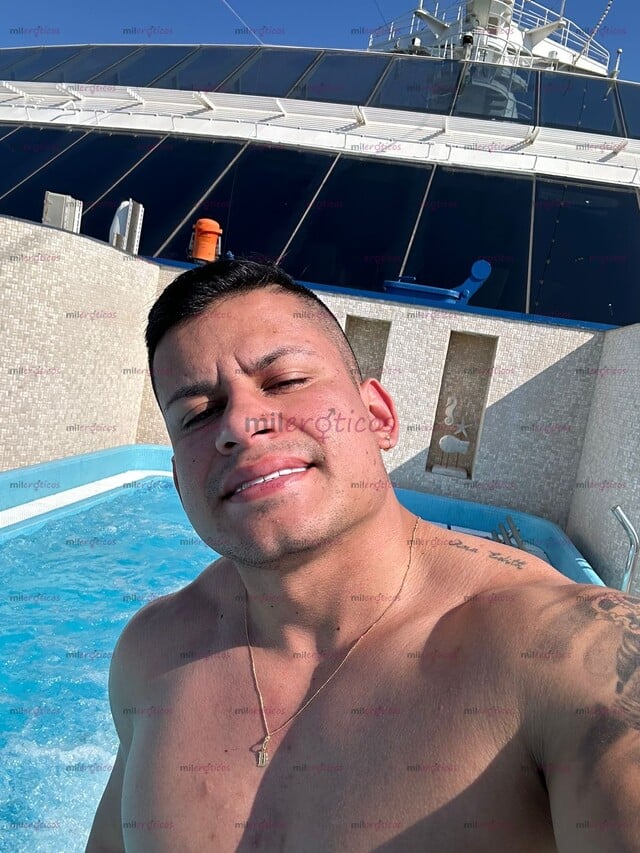FOTOS DE POR PRIMERA VEZ EN TU PAÍS SOY THIAGO UN SCORT ARDIENTE SEXY QUE ESPERA POR TI