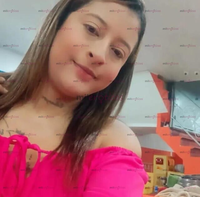 FOTOS DE DIVINA JOVEN DELGADA PEQUEÑA DE 19 AÑITOS ROSTRO ANGELICAL DELGADITA JOVENCITA