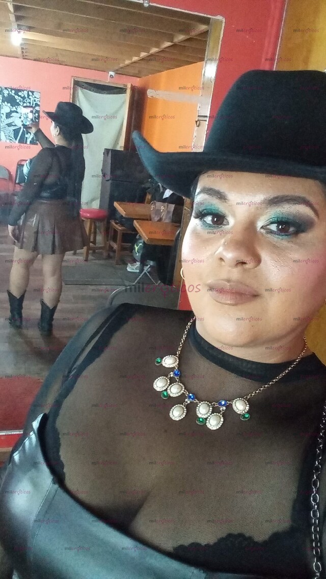 FOTOS DE CHICA DE MENTE ABIERTA SIN LIMITES , DISPUESTA A COMPLACERTE