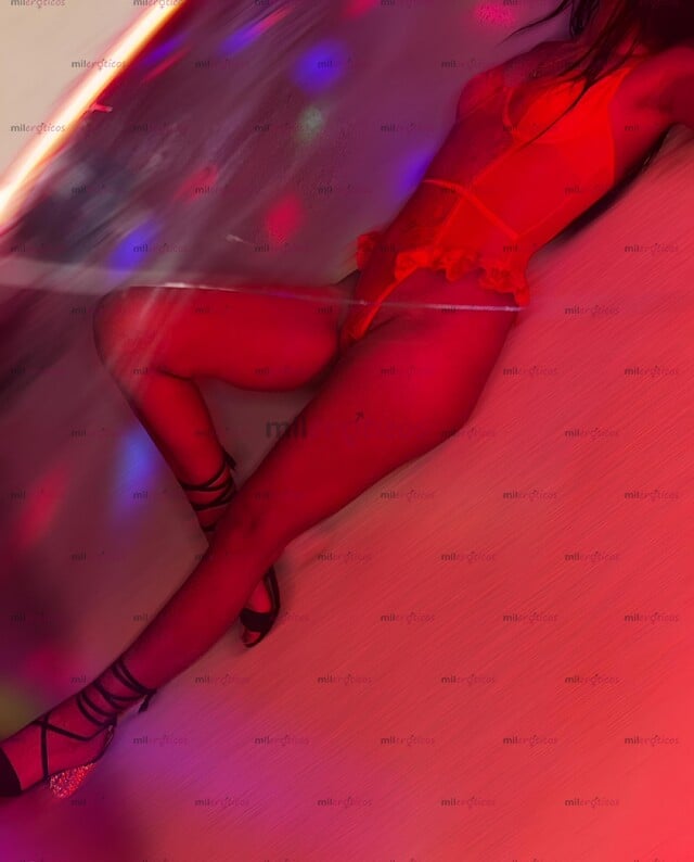 FOTOS DE SOL MORENITA FLAKITA DE 20 AÑOS, PURO FUEGO LATINO