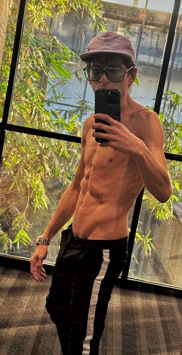 FOTOS DE TWINK VERGON 23CM U.S.A. PORN STAR & PROFESSIONAL SCORT. MUY MORBOSO.
