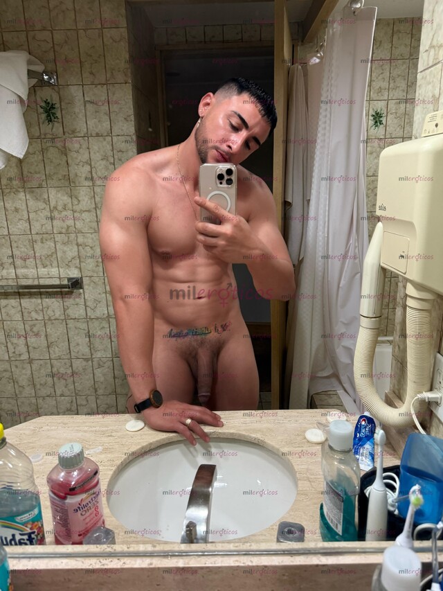 FOTOS DE CUBANO 1.87 DE ESTATURA, ACTIVO, 22 CM PARA COMPLACERTE