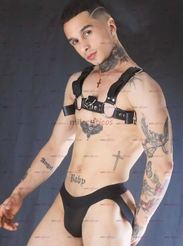 FOTOS DE CHICO TATUADO NUEVO COMPLACIENTE EN LA CIUDAD JOVEN VERSATIL ME GUSTARÍA CON