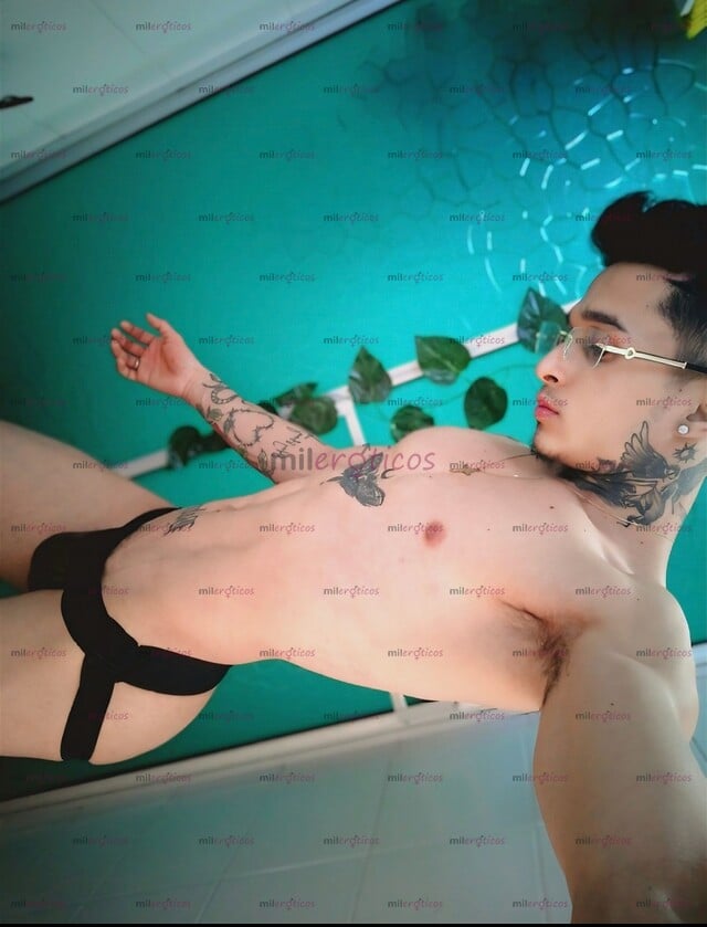 FOTOS DE CHICO TATUADO NUEVO COMPLACIENTE EN LA CIUDAD JOVEN VERSATIL ME GUSTARÍA CON