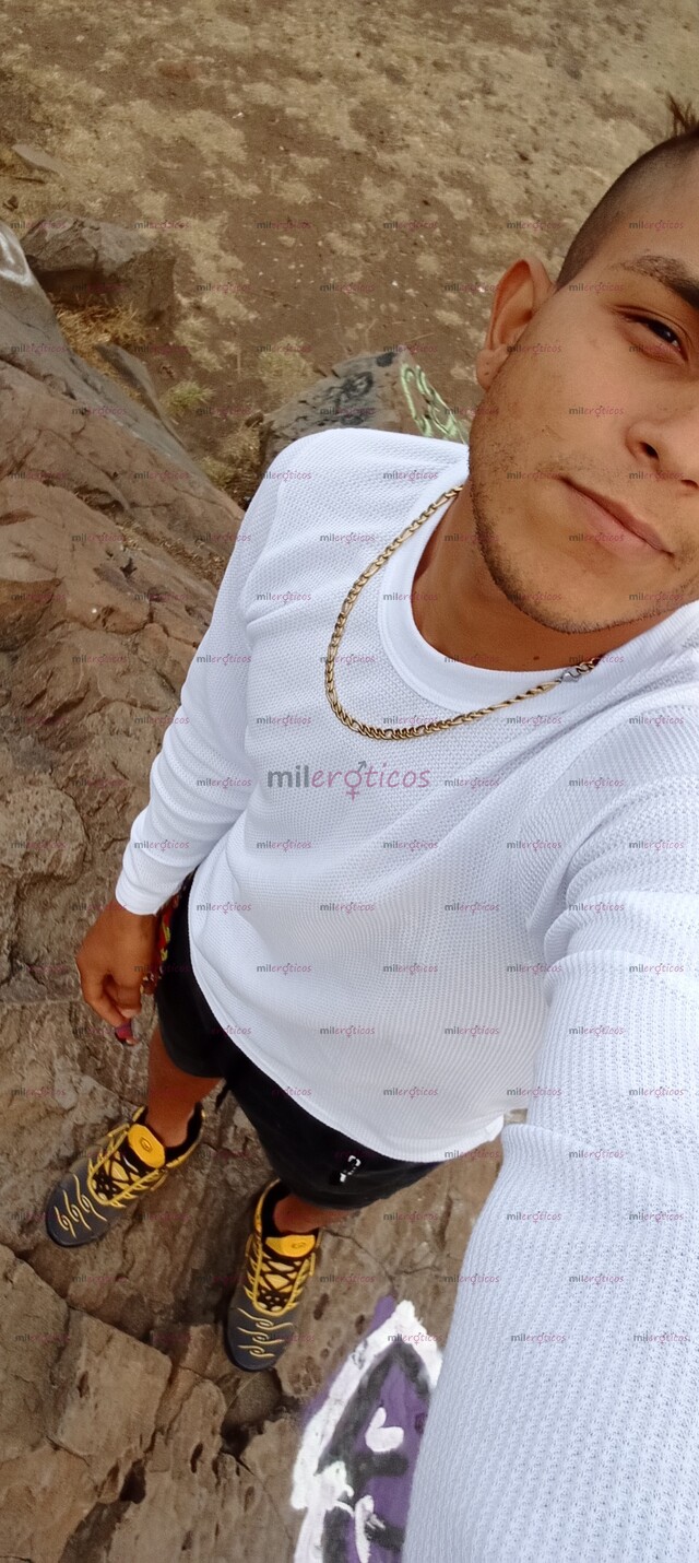 FOTOS DE CHICOS INTER CALIENTE CON BUENAS HERRAMIENTAS PARA SATISFACER TUS DESEOS