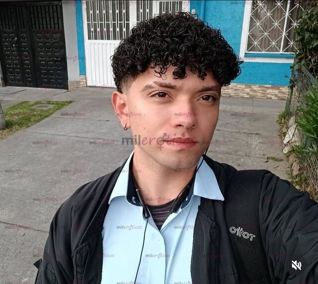 FOTOS DE NIGHT WOLF, CHICO DE 24 AÑOS DISCRETO, DIVERTIDO Y JUGUETÓN