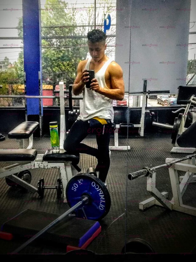 FOTOS DE DAMAS!!APASIONADO, JOVEN DELICIOSO CUERPO, ESCULTURAL Y FUERTE.. SOLO DAMAS !!!!