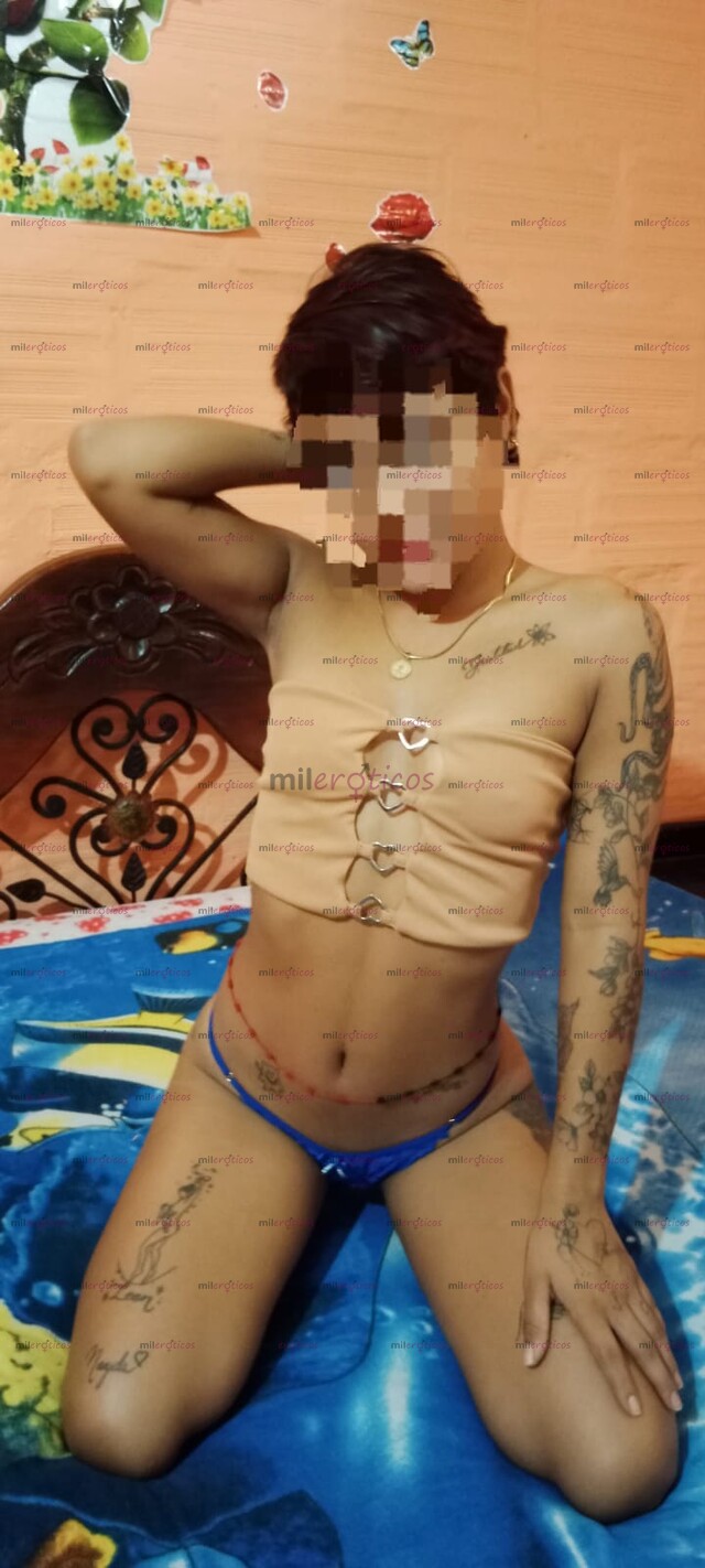 FOTOS DE SALOME HERMOSA FLAKITA CON GANA DE VERGA EN CUATRO