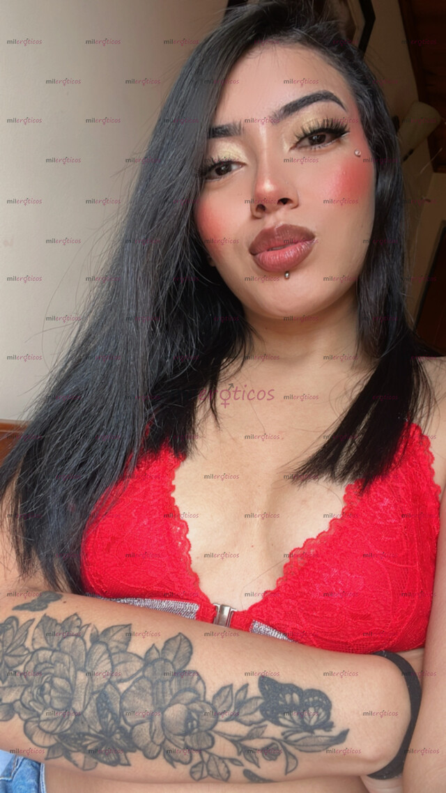 FOTOS DE HOLA AMOR SOY HANNAH UNA FLACA PELINEGRA DISPUESTA A COMPLACERTE