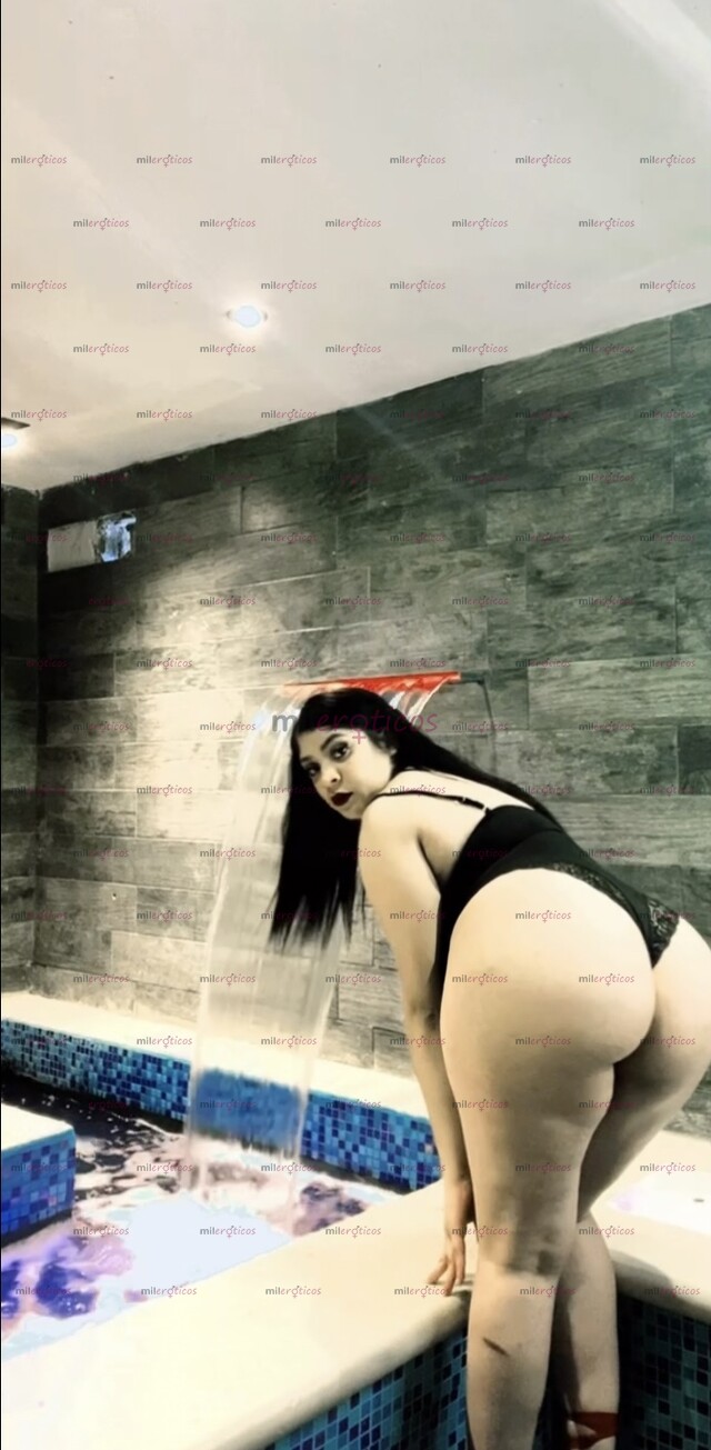 FOTOS DE HOLA AMOR ESTÁS BUSCANDO PASAR UN BUEN RATO?