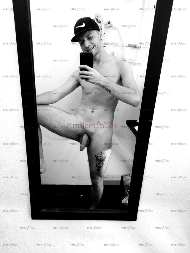 FOTOS DE FLACO VERSÁTIL COMPLACIENTE,ARDIENTE 3122326839