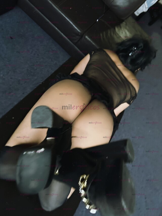 FOTOS DE ÚNICO DÍA!!! GATITA CULONA CACHONDA DE 20 AÑOS