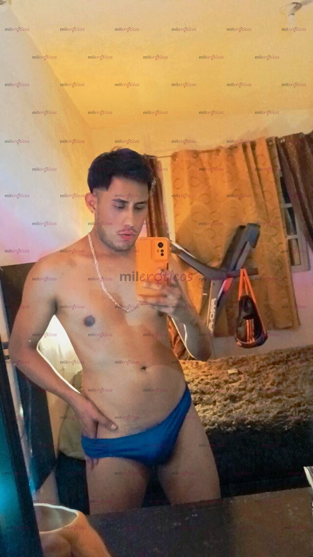 FOTOS DE ALEXANDER CUMPLIENDO FANTASÍAS 8444611238 DISPONIBLE LAS 24 HRS DEL DIA
