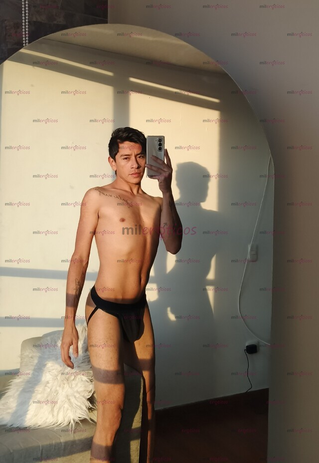 FOTOS DE POLLITO RECIÉN LLEGADO A ESTE SECTOR DE LA CIUDAD.