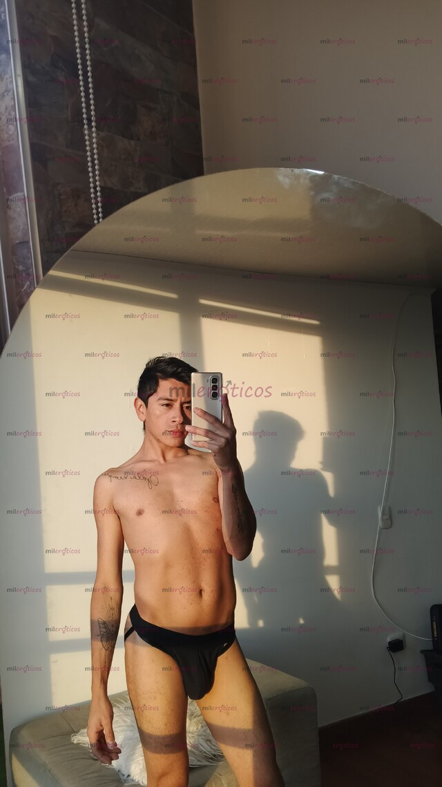 FOTOS DE POLLITO RECIÉN LLEGADO A ESTE SECTOR DE LA CIUDAD.