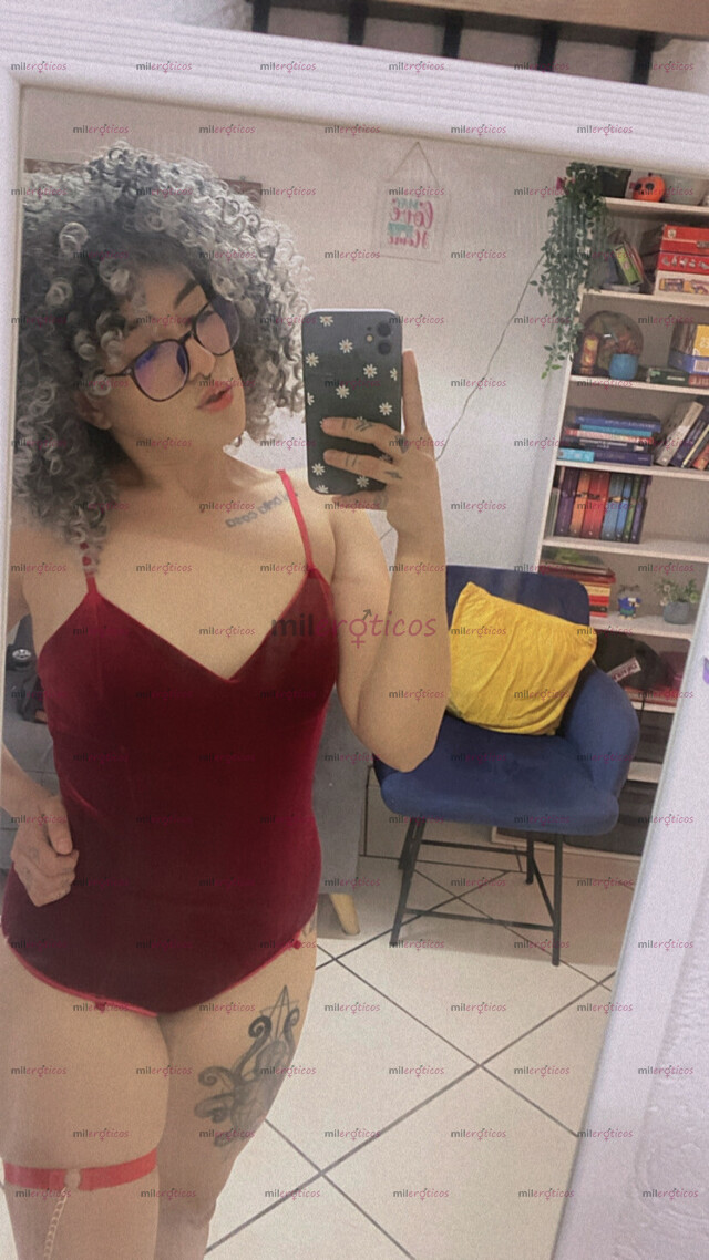 FOTOS DE ¿TE SACO LA LECHITA? HELENA SIEMPRE CALIENTE PARA TI PAPI
