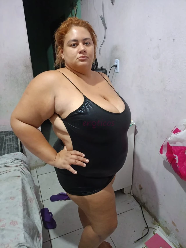 Vem fazer meu cu de buceta esvaziar a mamadeira encher ele de gala estou te esperando com local henrique jorge sou gordelicia chama quem gosta atendim...