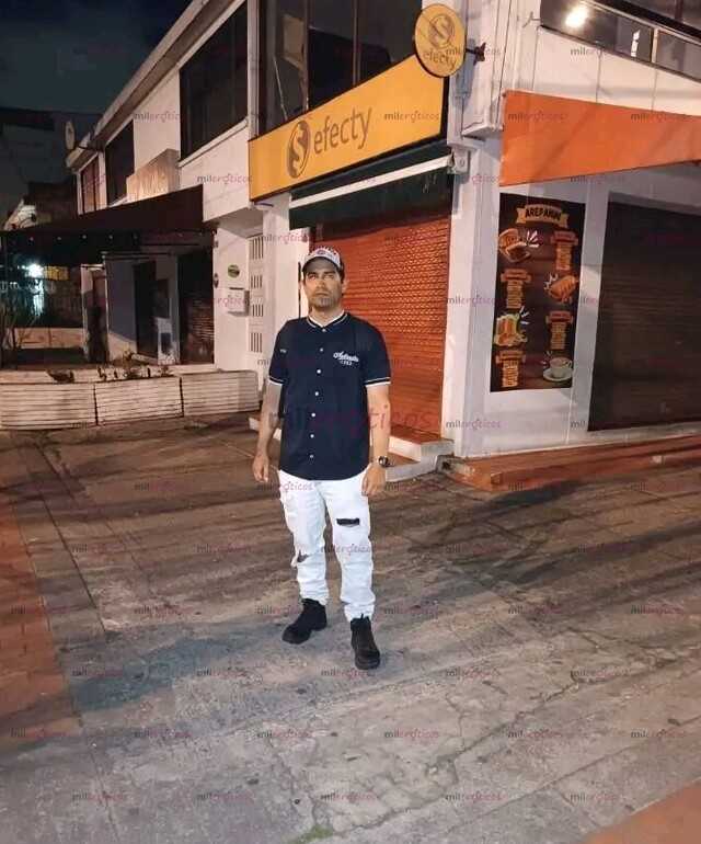 FOTOS DE SOY MUY ELEGANTE Y ME GUSTA SATISFACER MUCHO A LAS MUJERES