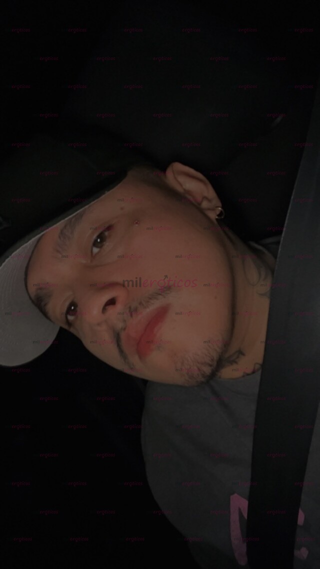 FOTOS DE LATINO TATUADO BISEXUAL VARONIL . 8130518452 ,