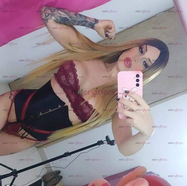 FOTOS DE HERMOSA TRANS TETONA CULONA FEMENINA SÚPER COMPLACIENTE.