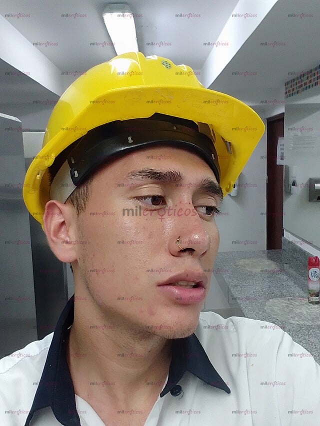 FOTOS DE JOVENCITO DE 18 AÑOS MUY CALIENTE DISPUESTO A COMPLACERTE