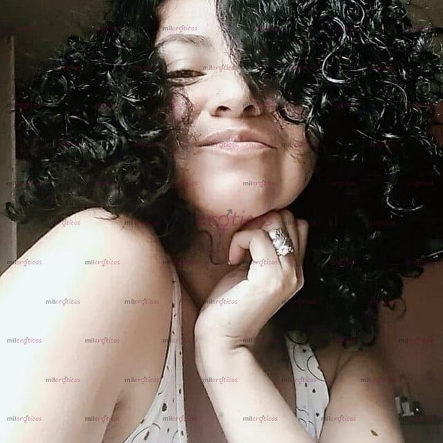 FOTOS DE VEN Y PIÉRDETE EN MI MIRADA CHICA MILF Y LLEGA AL MÁS DELICIOSO PLACER