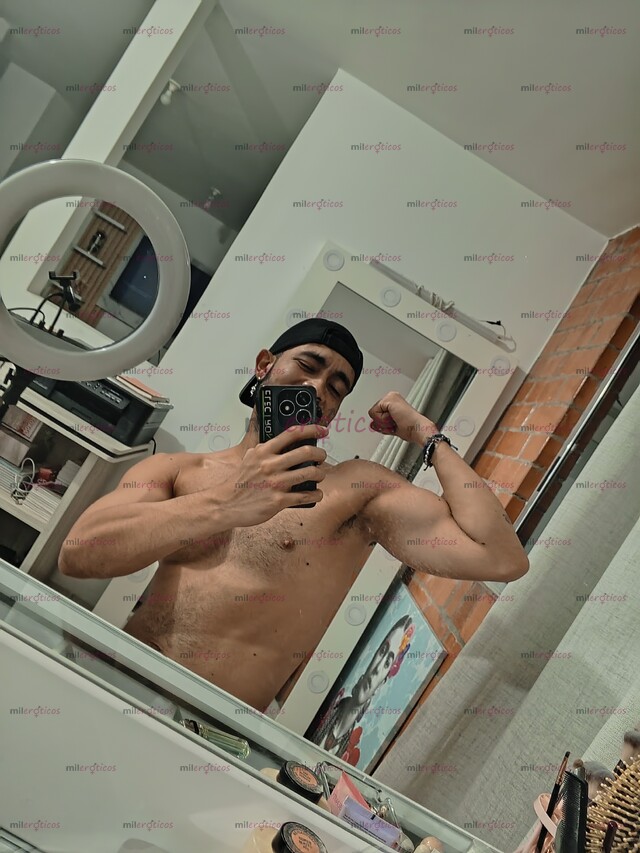 FOTOS DE MASCULINO Y MUY ATRACTIVO, DISPUESTO A COMPLACERTE