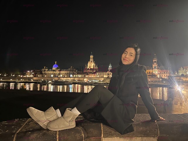 FOTOS DE TETONA RICA, ARDIENTE, CACHONDA CON GARGANTA PROFUNDA