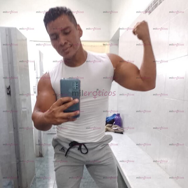 FOTOS DE DISPONIBLE EN TU CIUDAD ESCORT ATLÉTICO CACHONDO VERSÁTIL MUY ACCESIBLE