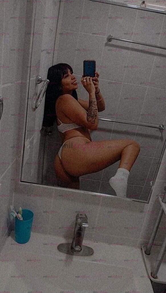 FOTOS DE SECRETARÍA ARDIENTE CON NALGOTAS SUPER SEXY